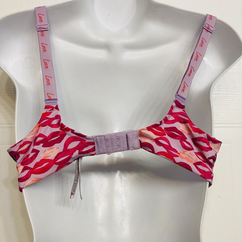 Victoria's Secret Wireless Bra Women 34C Purple Red Lip Print Love Strap T-Shirt - Picture 4 of 10